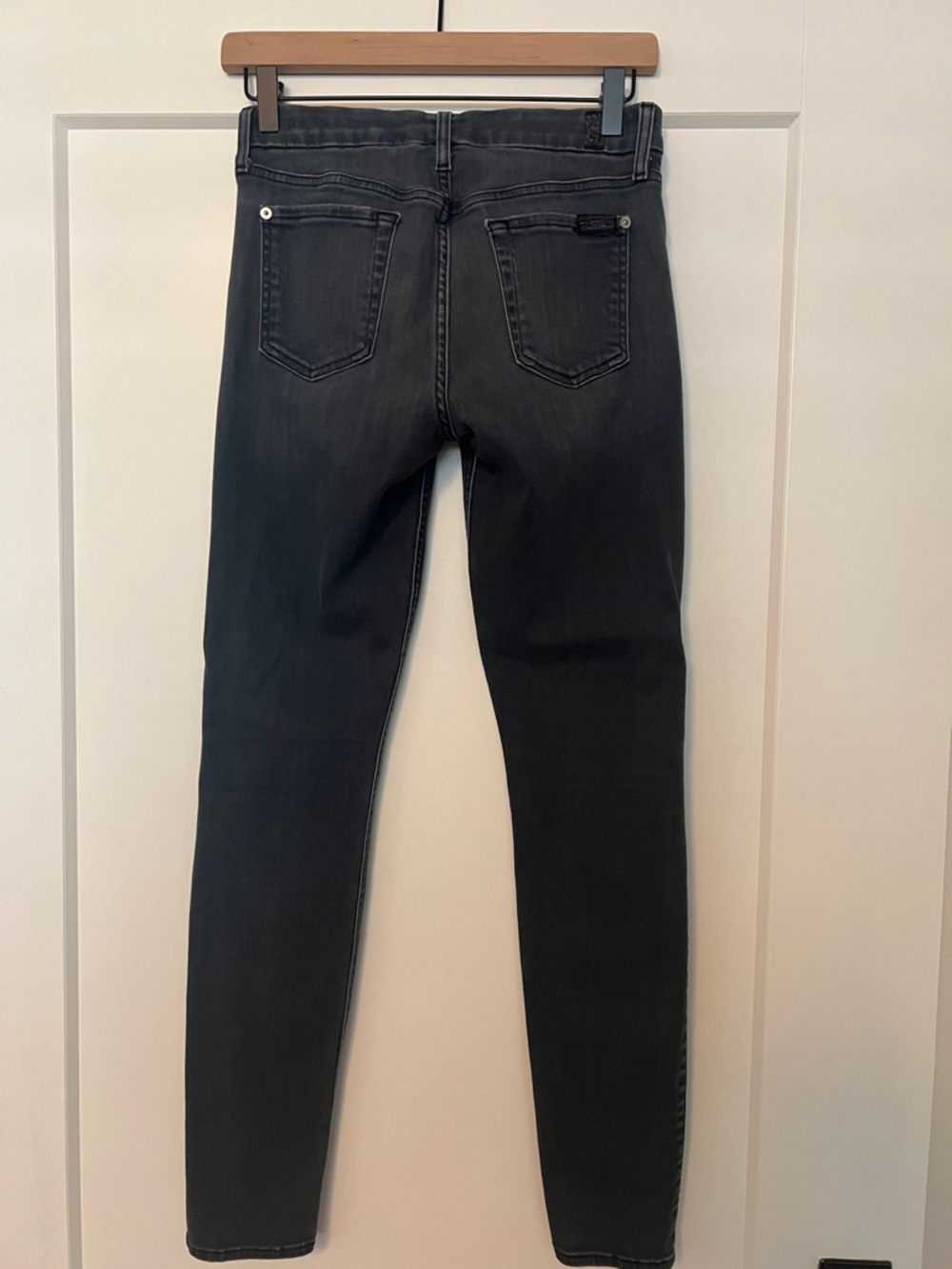 7 For All Mankind Black Skinny Jeans - Picture 2 of 5